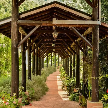 Estribo Hotel Estancia-2